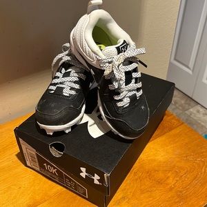 Under Armor childrens cleats used once
